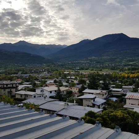 Appartement Plan D'Eau Vue Panoramique Embrun Esterno foto